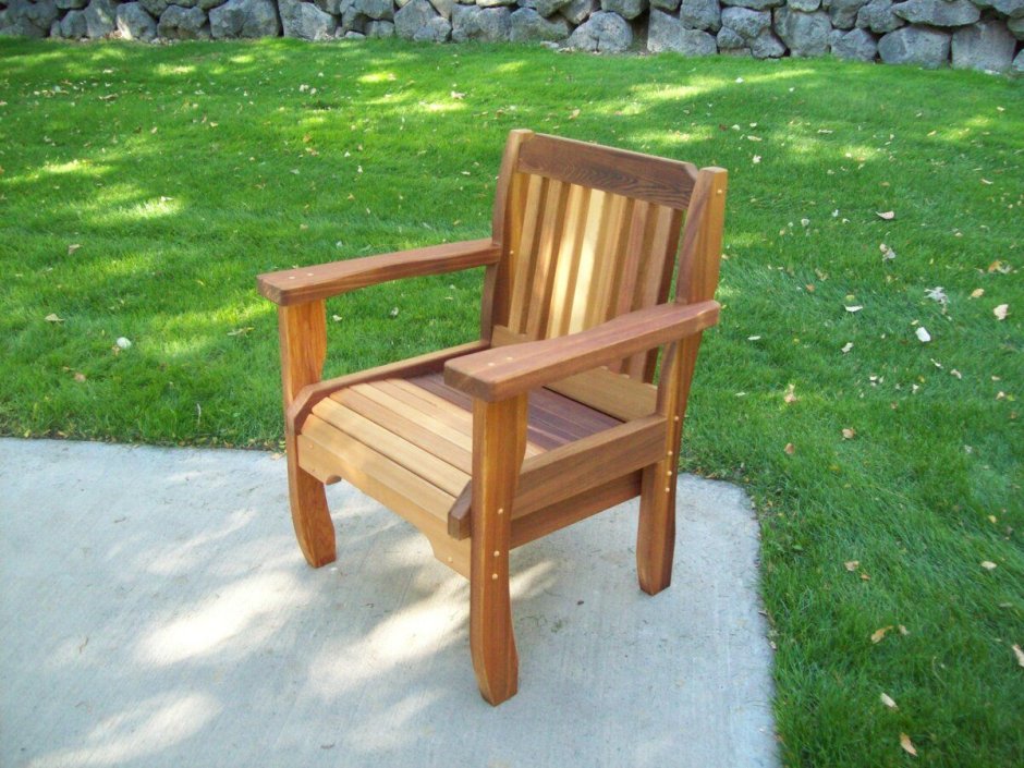 Кресло деревянное с подлокотниками своими руками