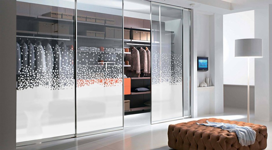 Декоративные стеклянные перегородки