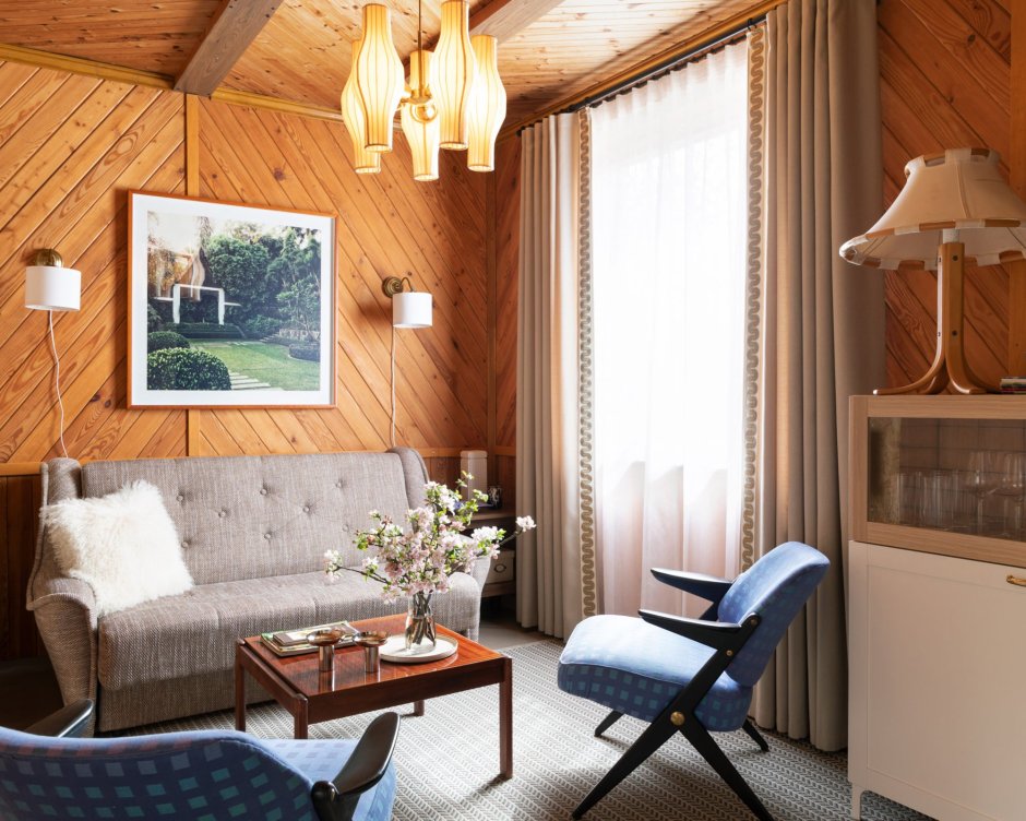 Гостиная с вагонкой