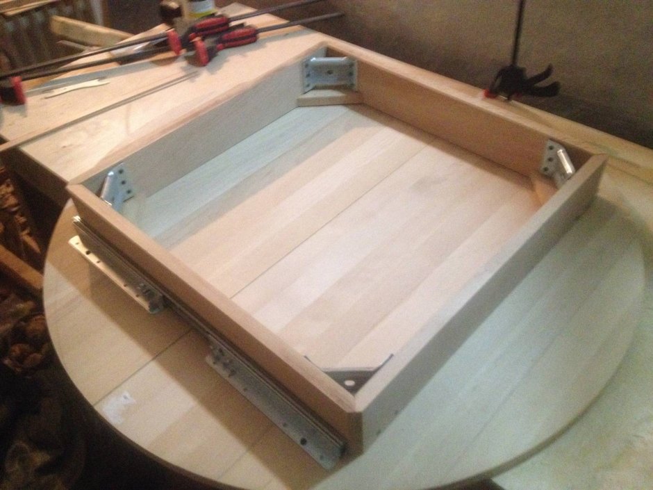 Выдвижной столик конструкция