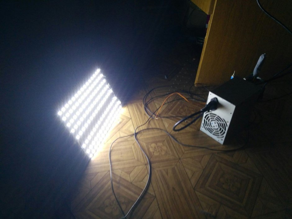 Светильник из светодиодной ленты