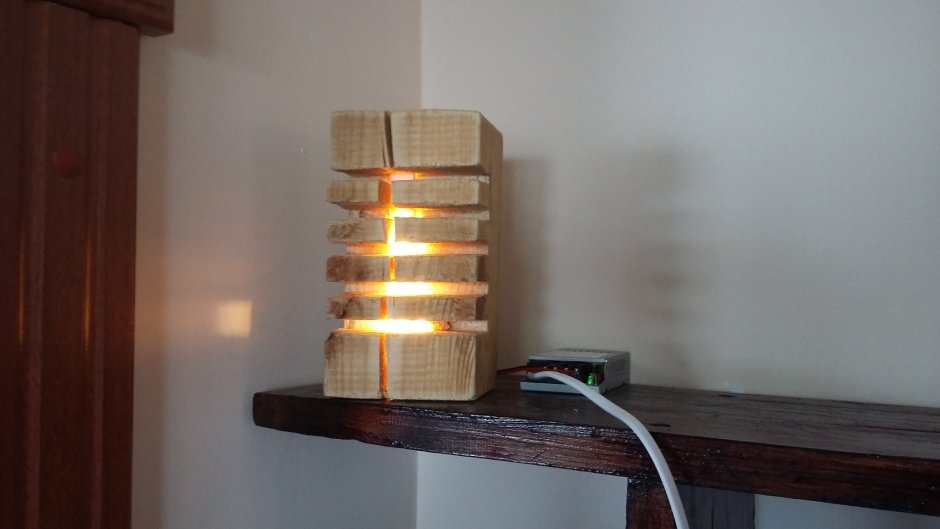 Светильник из диодной ленты