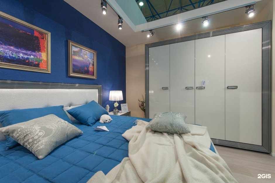 Даймонд Наоми спальня