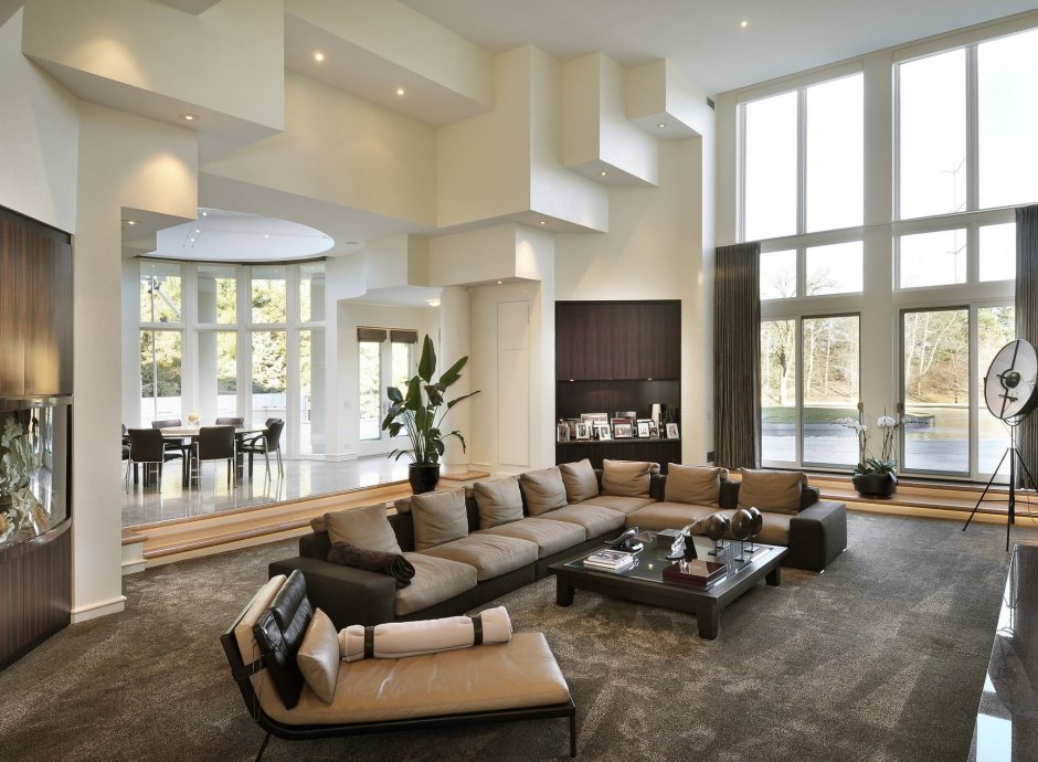 Гостиная со вторым светом