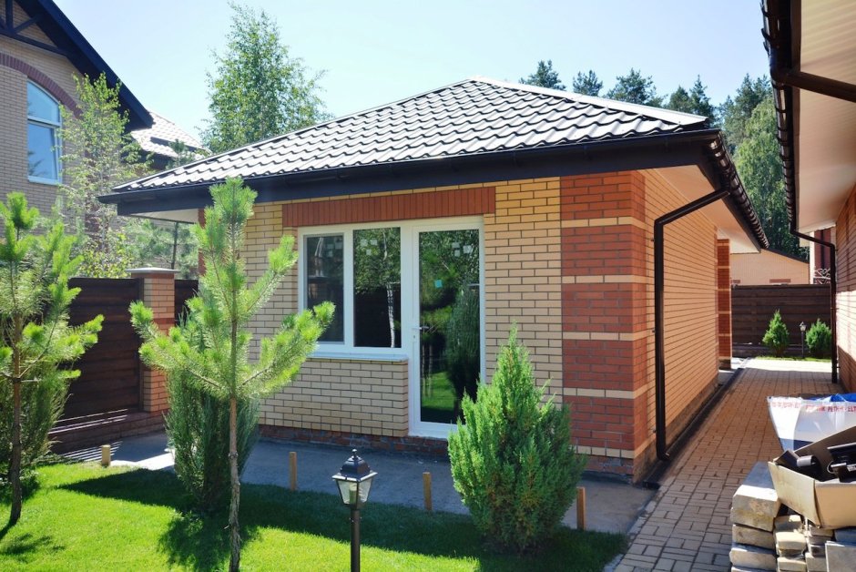 Дача из кирпича