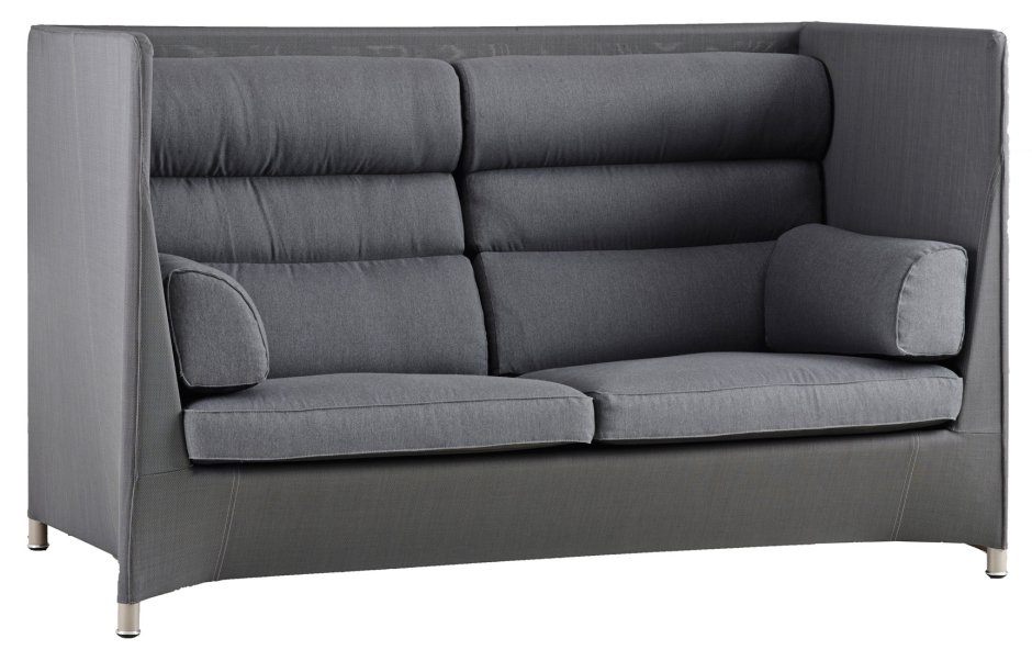 Диван с высокими подлокотниками и спинкой