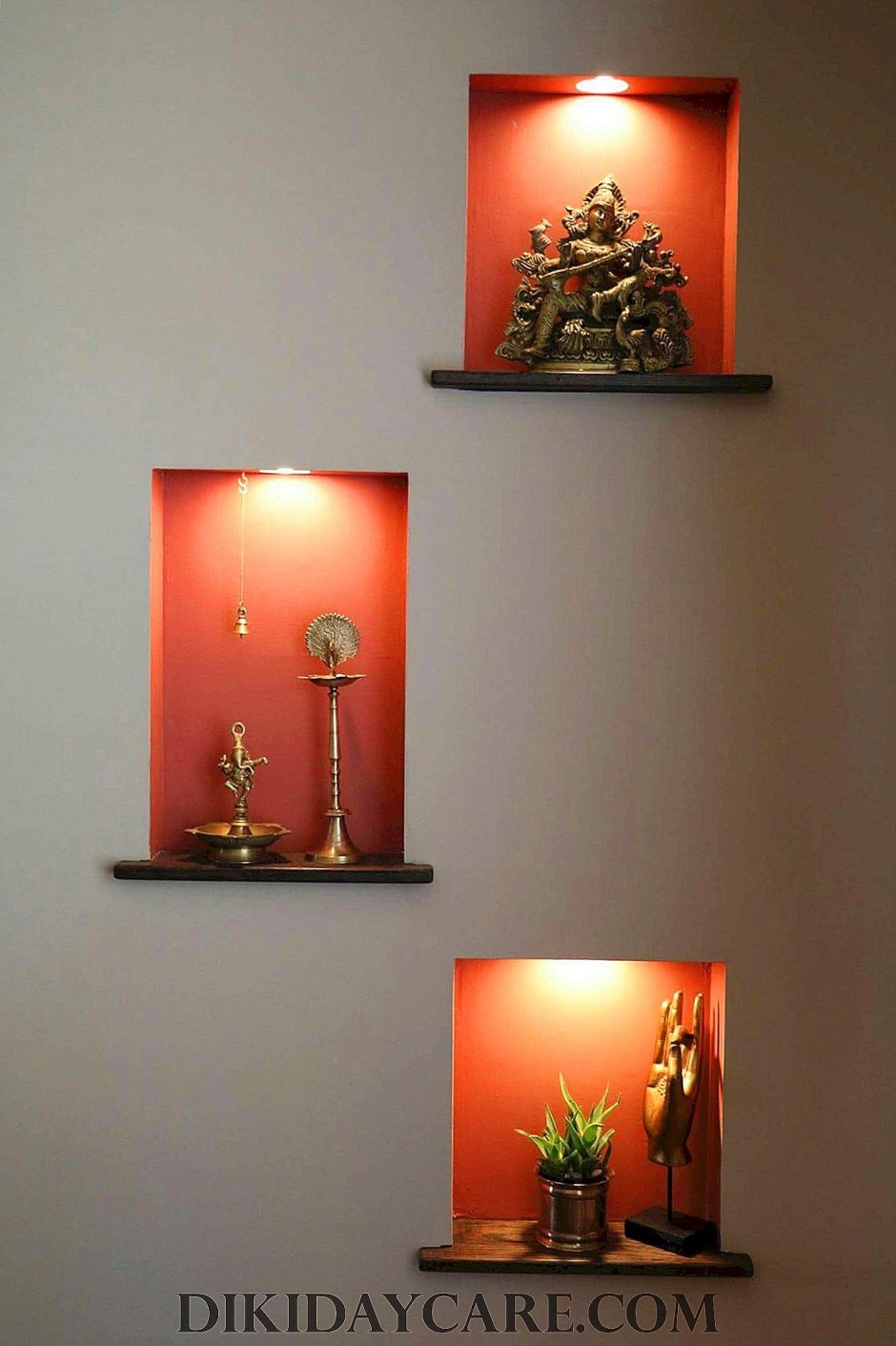 Декоративная ниша в стене