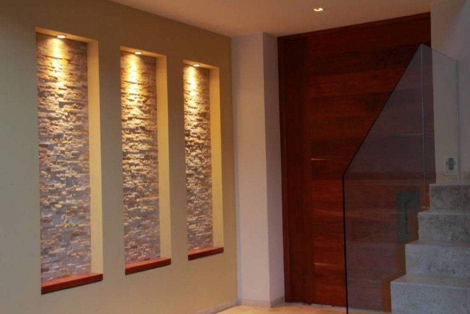 Декоративные ниши в стене