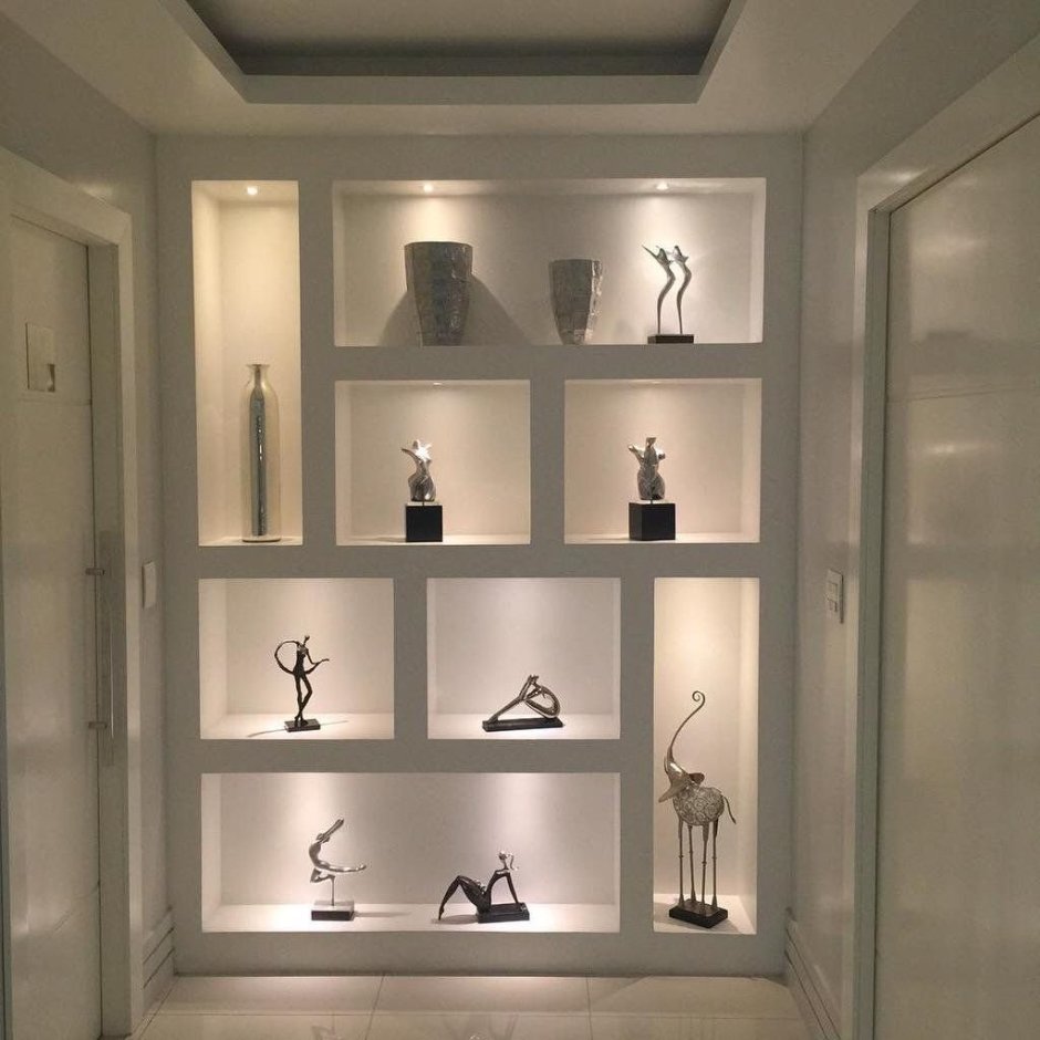 Украсить нишу в стене