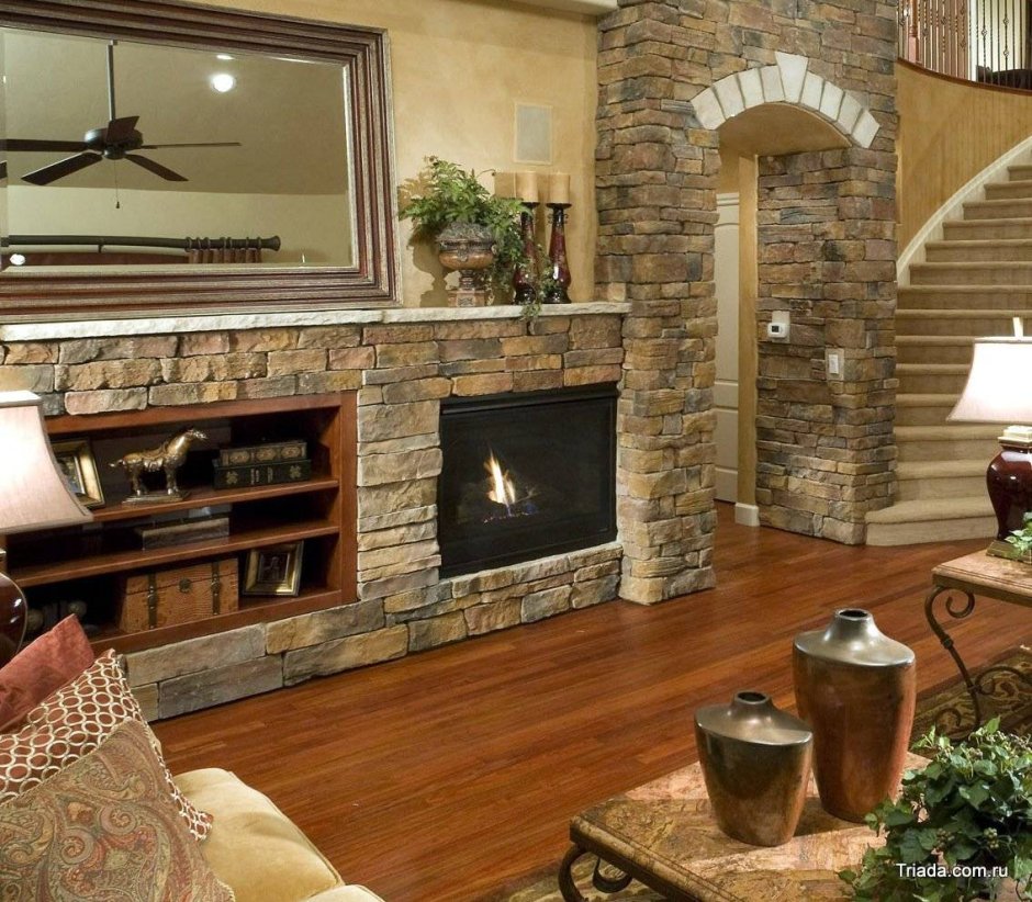 Камин отделанный камнем