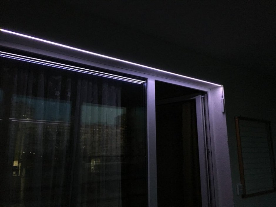Светодиодная подсветка окна