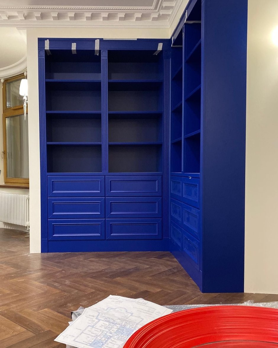 Открытые шкафы в интерьере