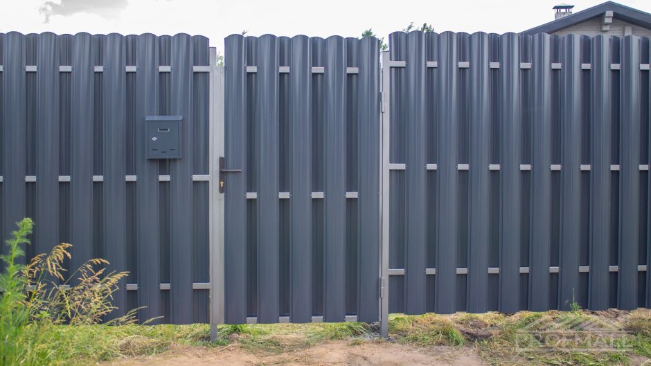 Штакетник рал 7024