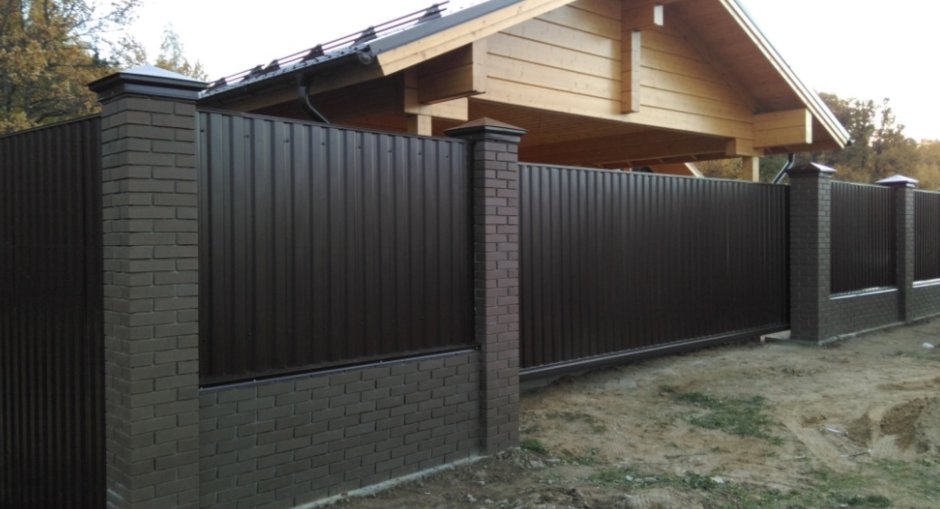 Забор металлопрофиль 8019