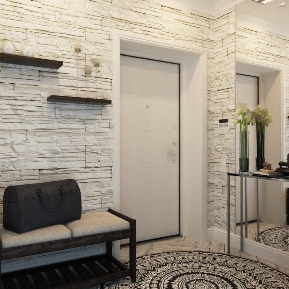 Декоративная плитка в коридоре