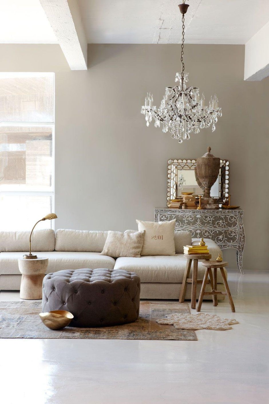 Серый с бежевым в интерьере