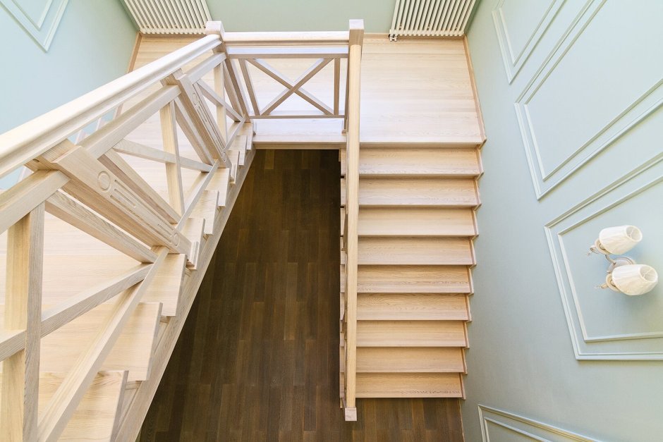 Столяр про лестницы