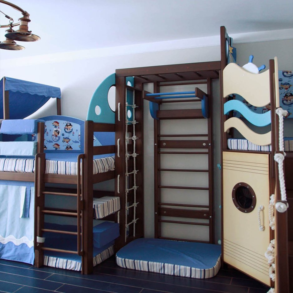 Кровать со спортивным комплексом для детей