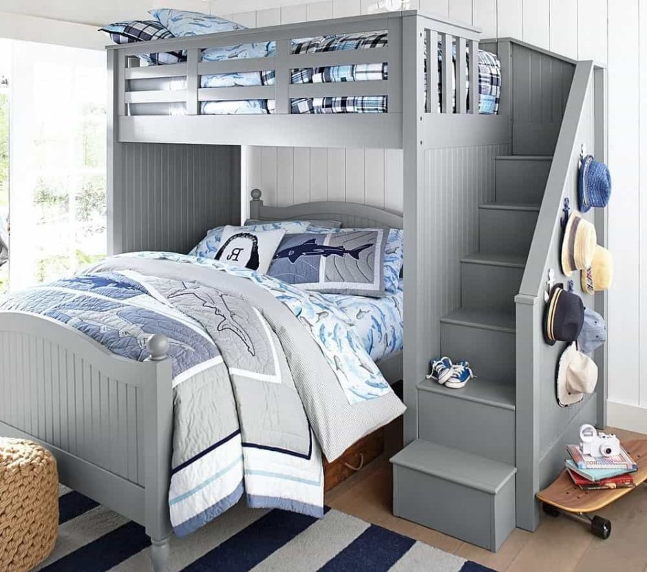 Двухэтажная кровать для мальчиков