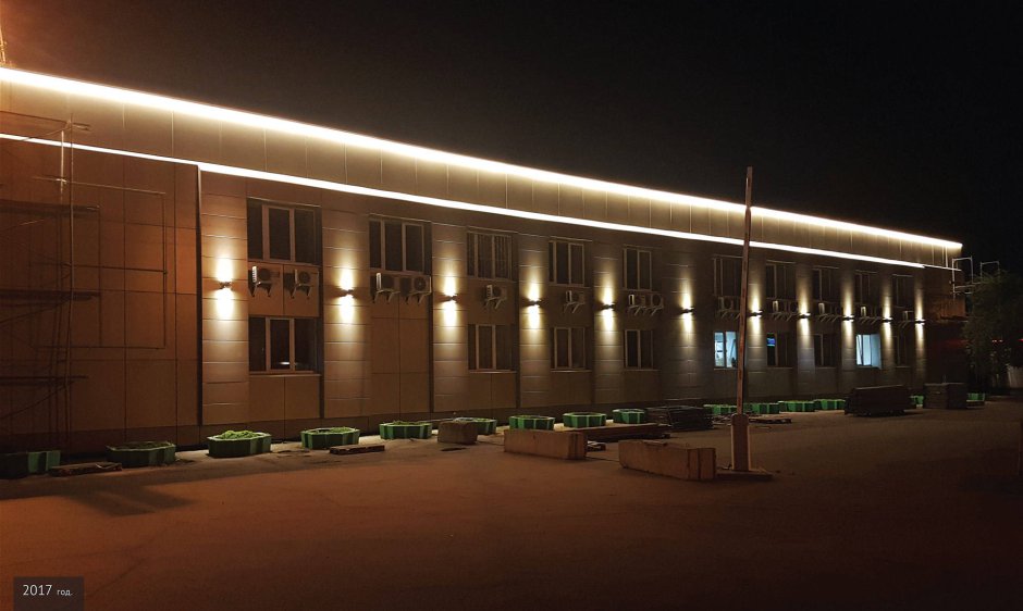 Фасадное освещение магазина