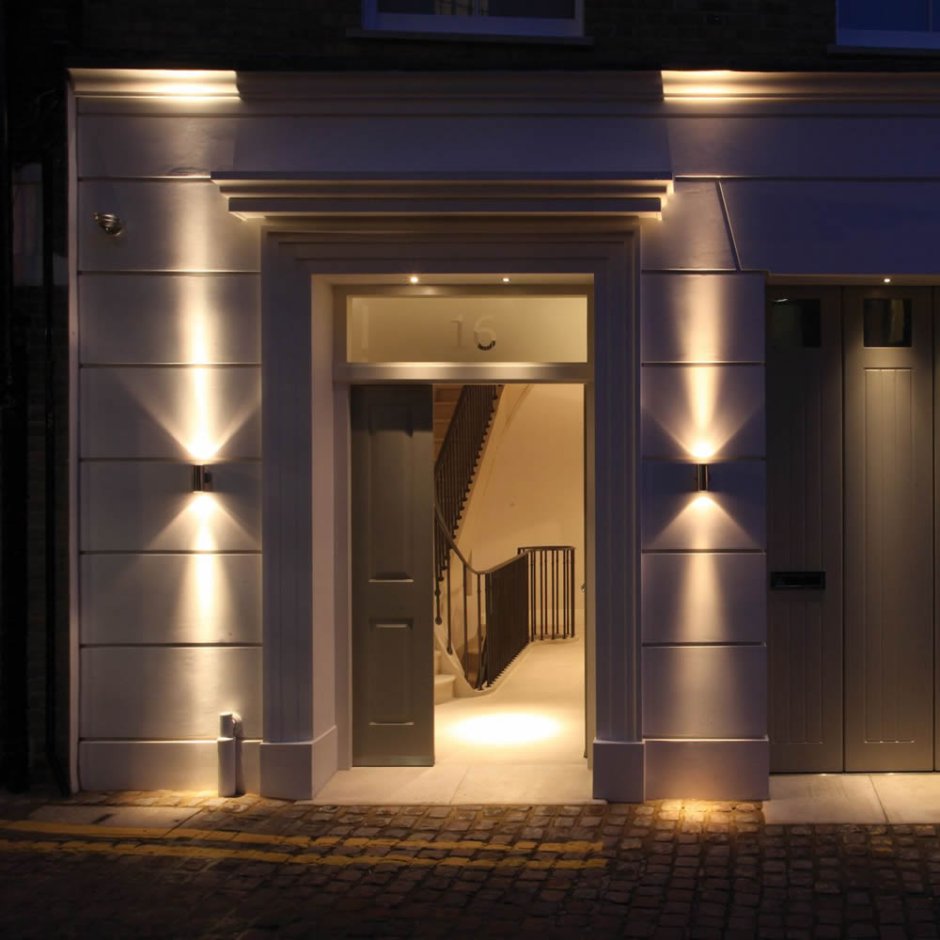 Подсветка фасада магазина