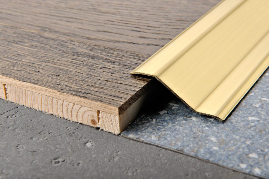 Латунный профиль Прогресс Профилес