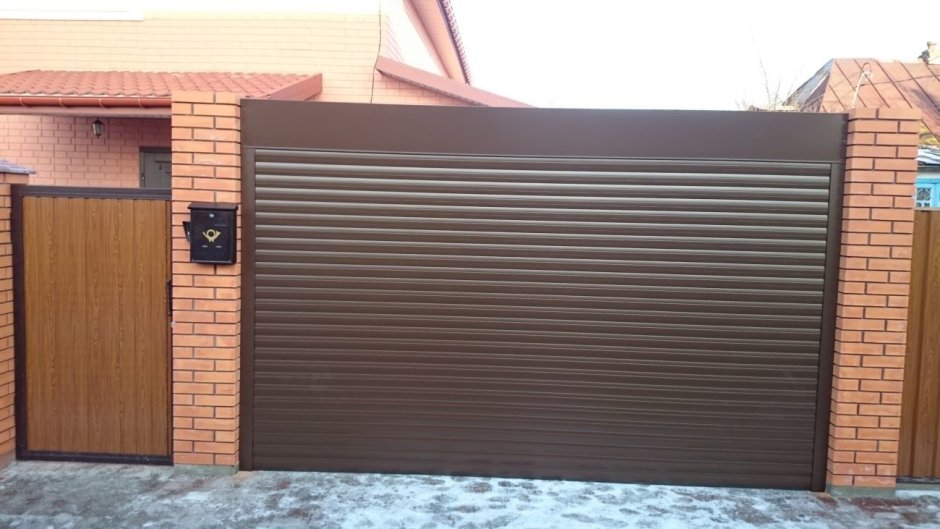 Ролл ворота Алютех под навес