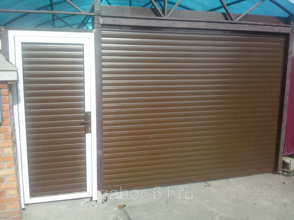 Рулонные ворота для забора