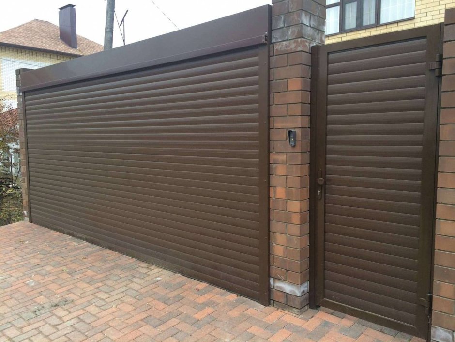 Уличные рулонные ворота Алютех