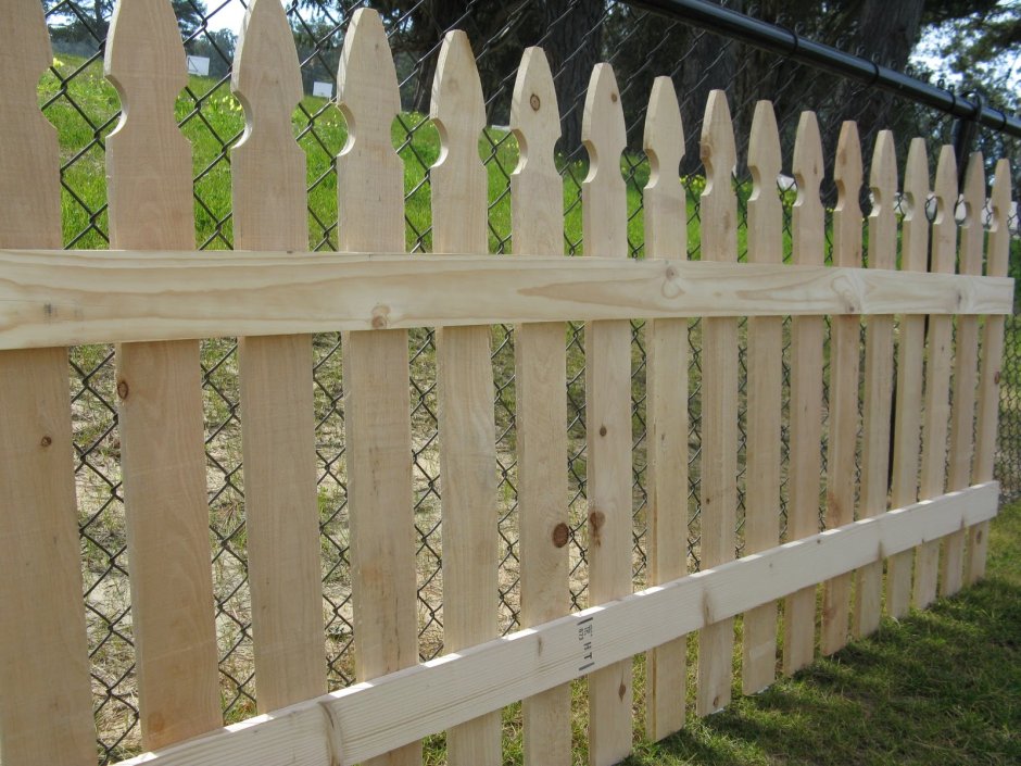 Узорчатые заборы из дерева