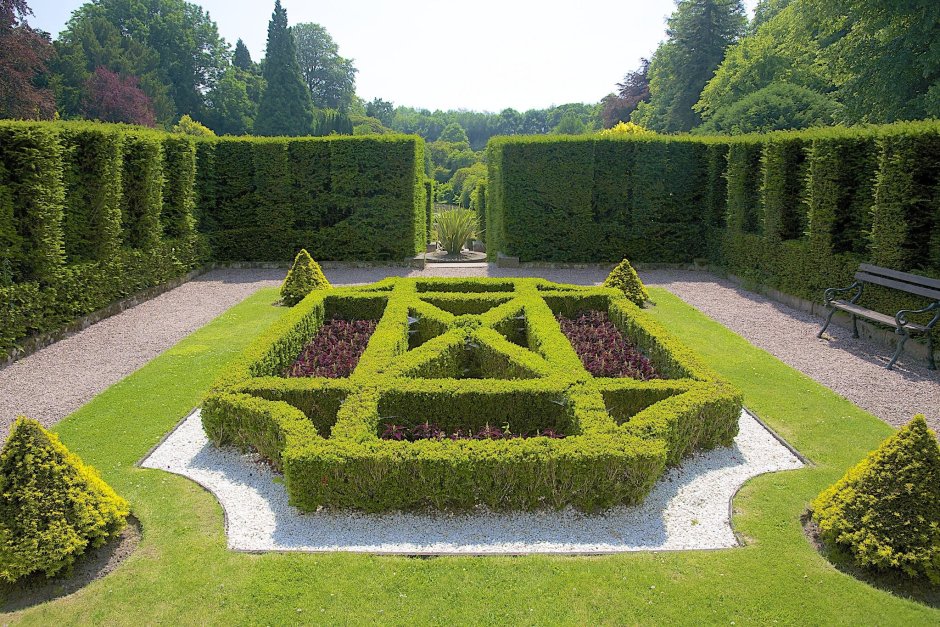 Регулярный сад Демченко