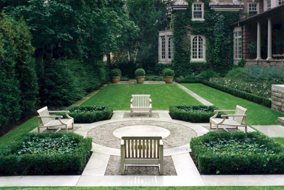 Сад в регулярном стиле