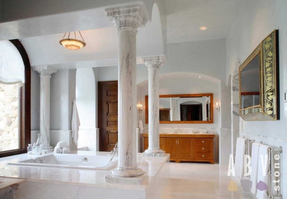 Колонны в интерьере