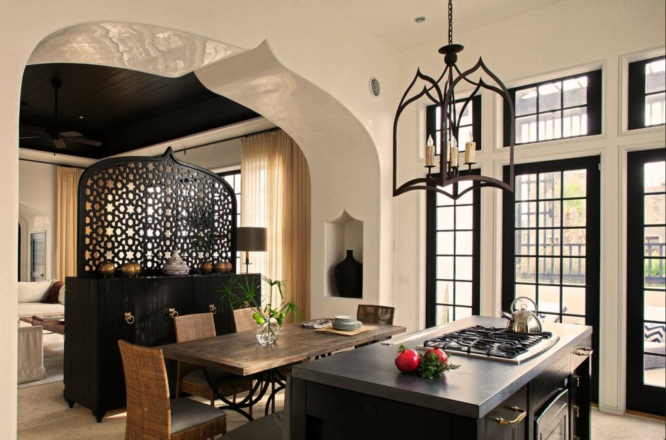 Кухня столовая в марокканском стиле