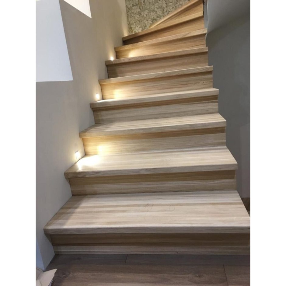 Отделка лестницы