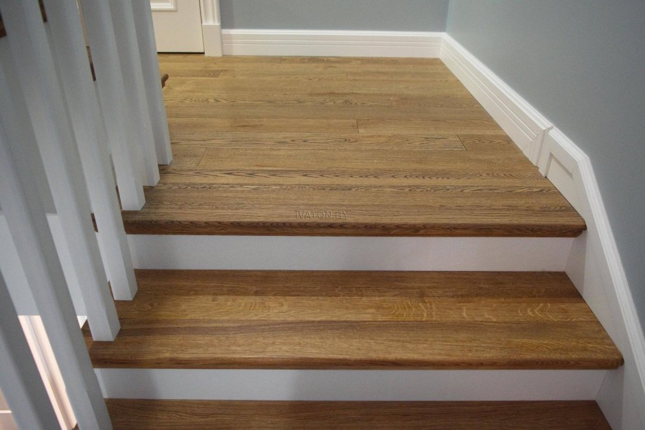 Отделка ступеней лестницы ламинатом
