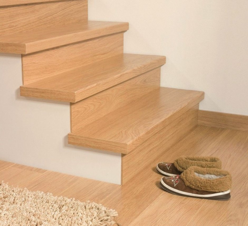 Ступени из ламината Квик степ