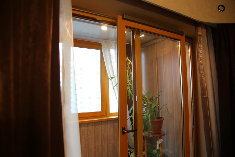 Штульповые двери Рехау