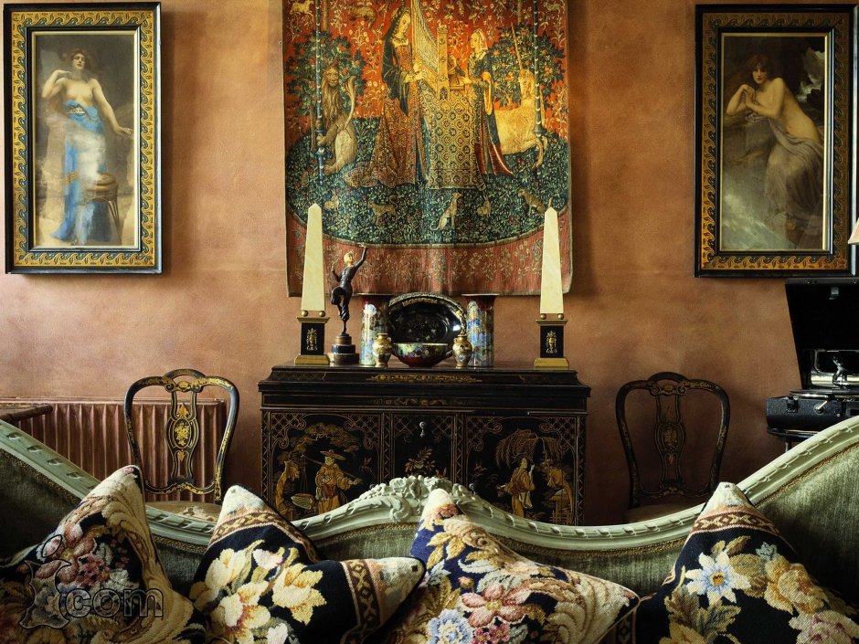 Интерьер в стиле прерафаэлитов