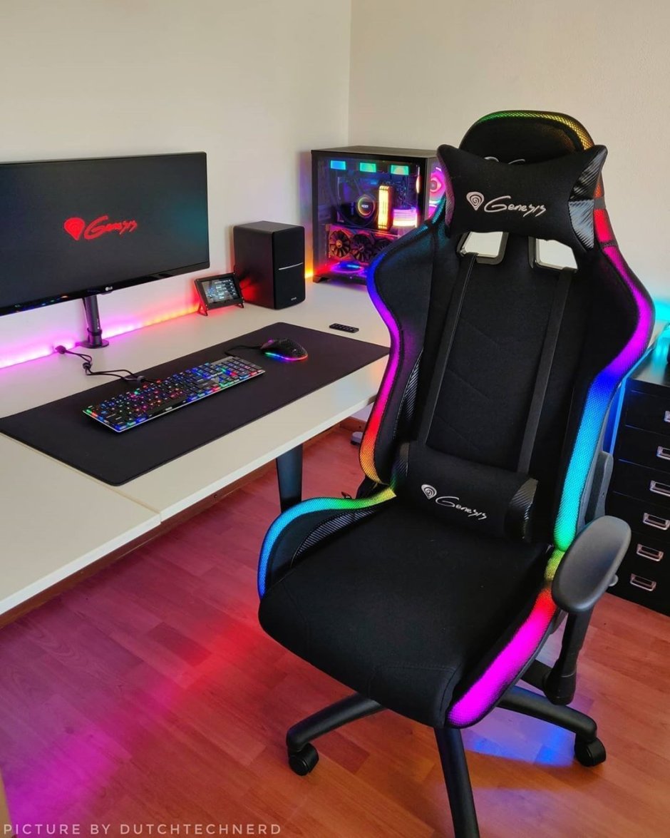 Геймерское кресло РГБ