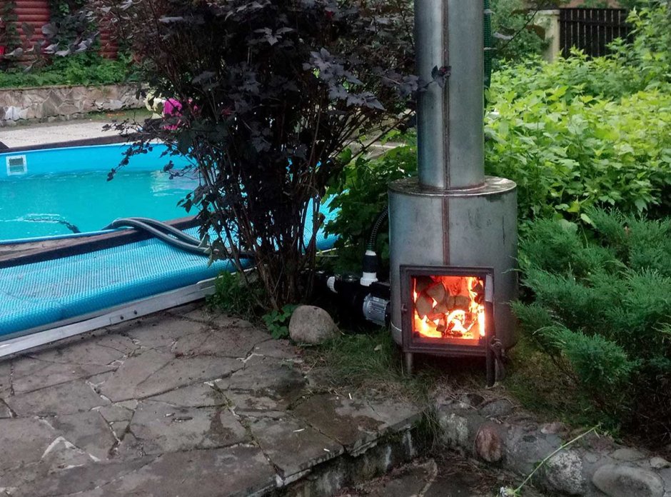 Печь для нагрева воды в бассейне на дровах