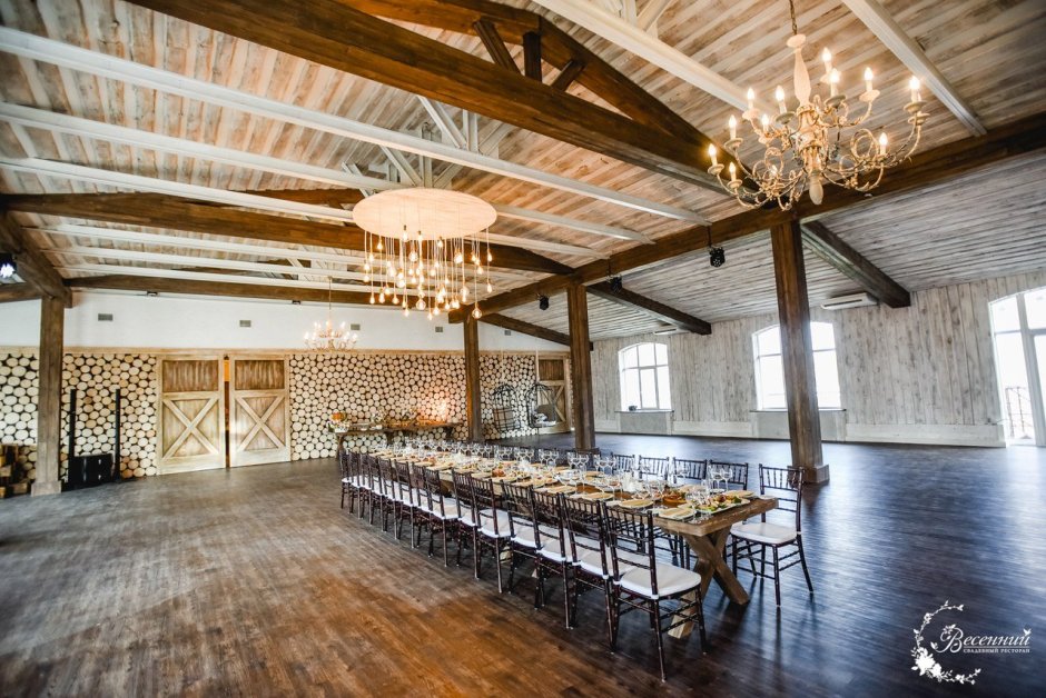 Ресторан лофт весенний Обводный канал