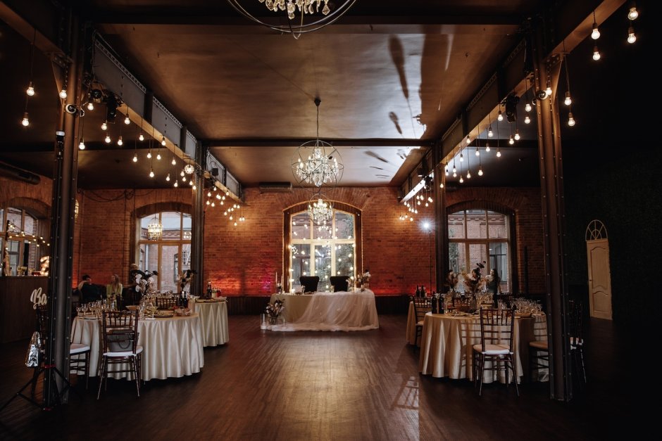 Ресторан лофт весенний Обводный канал