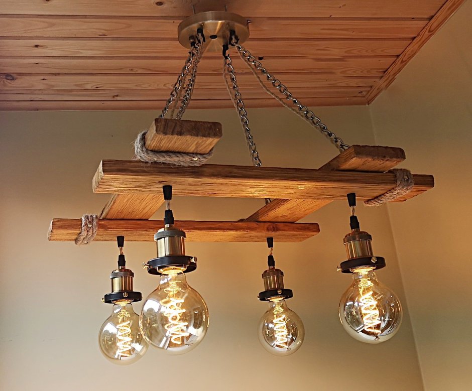 Деревянная люстра