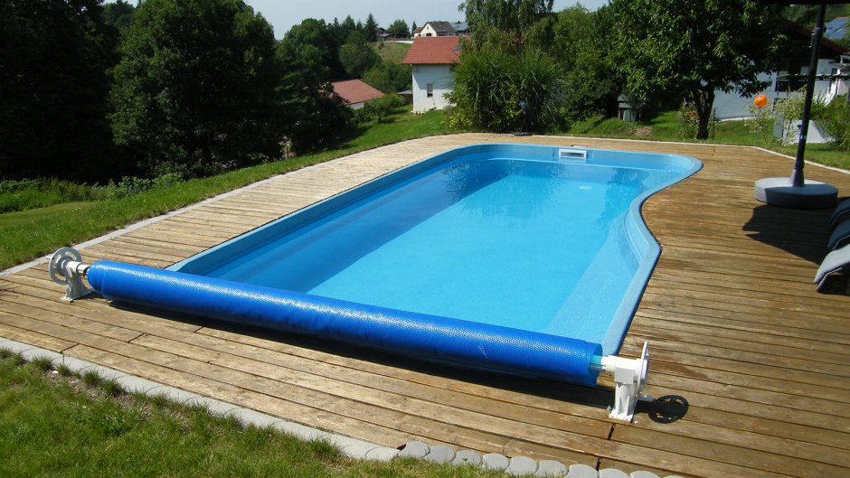 Вкопанный бассейн на даче