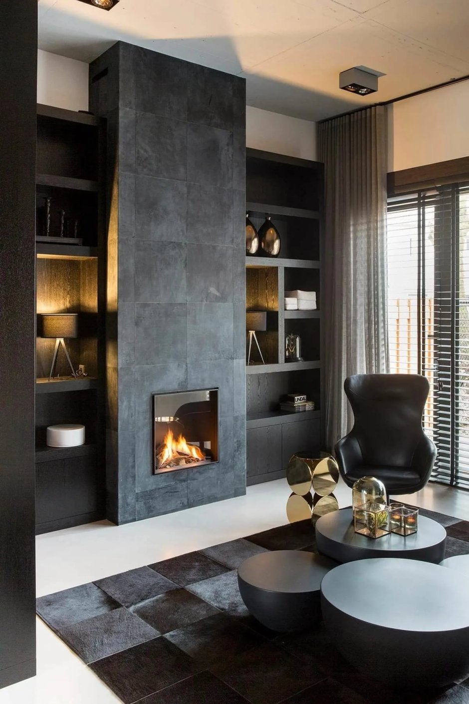 Камин в современном стиле