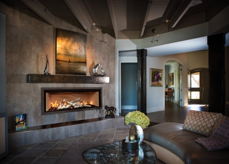 Камин в гостиной в современном стиле