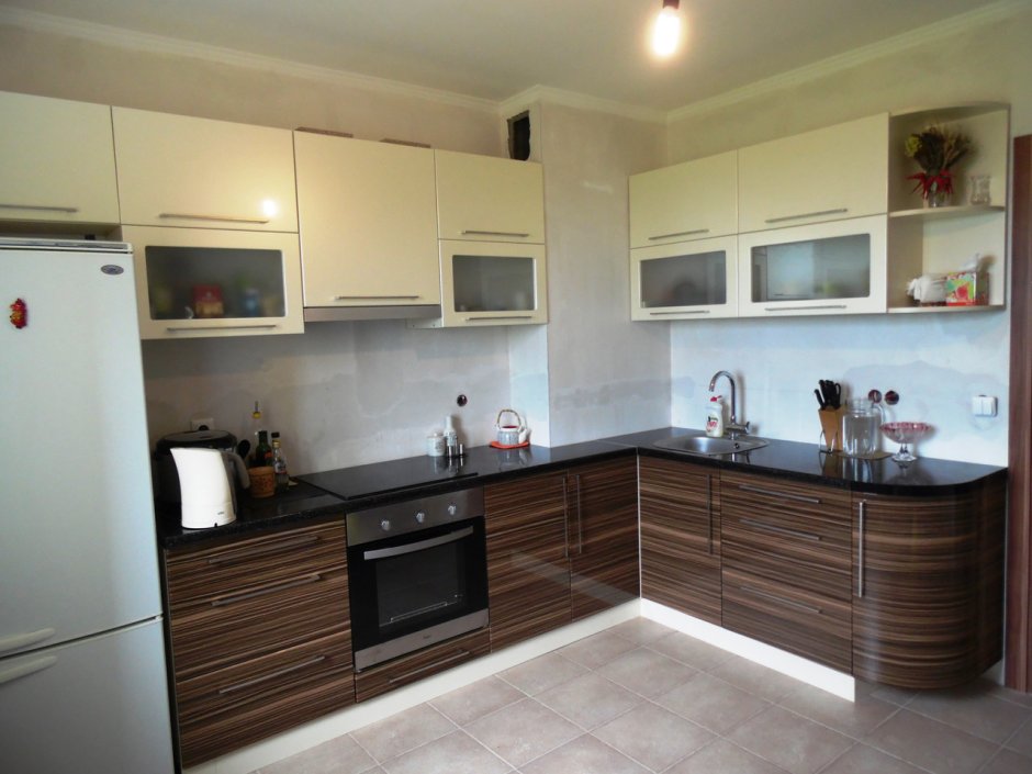 Кухня зебрано с ванилью