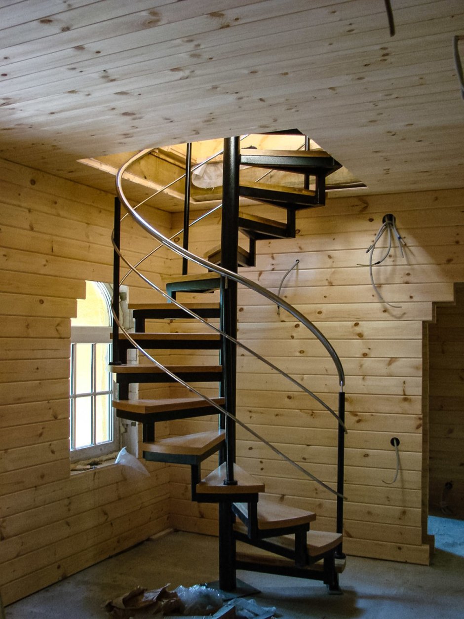 Лестница винтовая Каскад