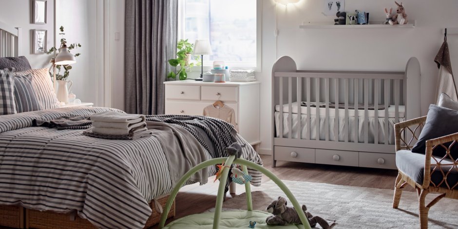 Икея спальня с детской кроваткой